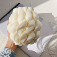 Geometric Twist Candle Mold