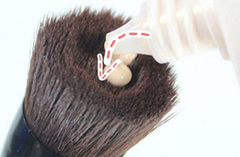 Ash Wood Contour Foundation Brush